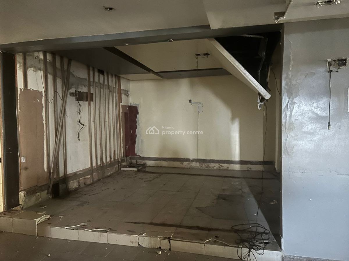 250sqm Shop Space, Victoria Island (vi), Lagos, Shop for Rent