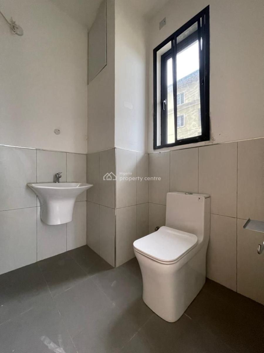 Luxuriously Built 2 & 3 Bedroom Serviced Apartment, Ikate, Lekki, Lagos, Block of Flats for Sale