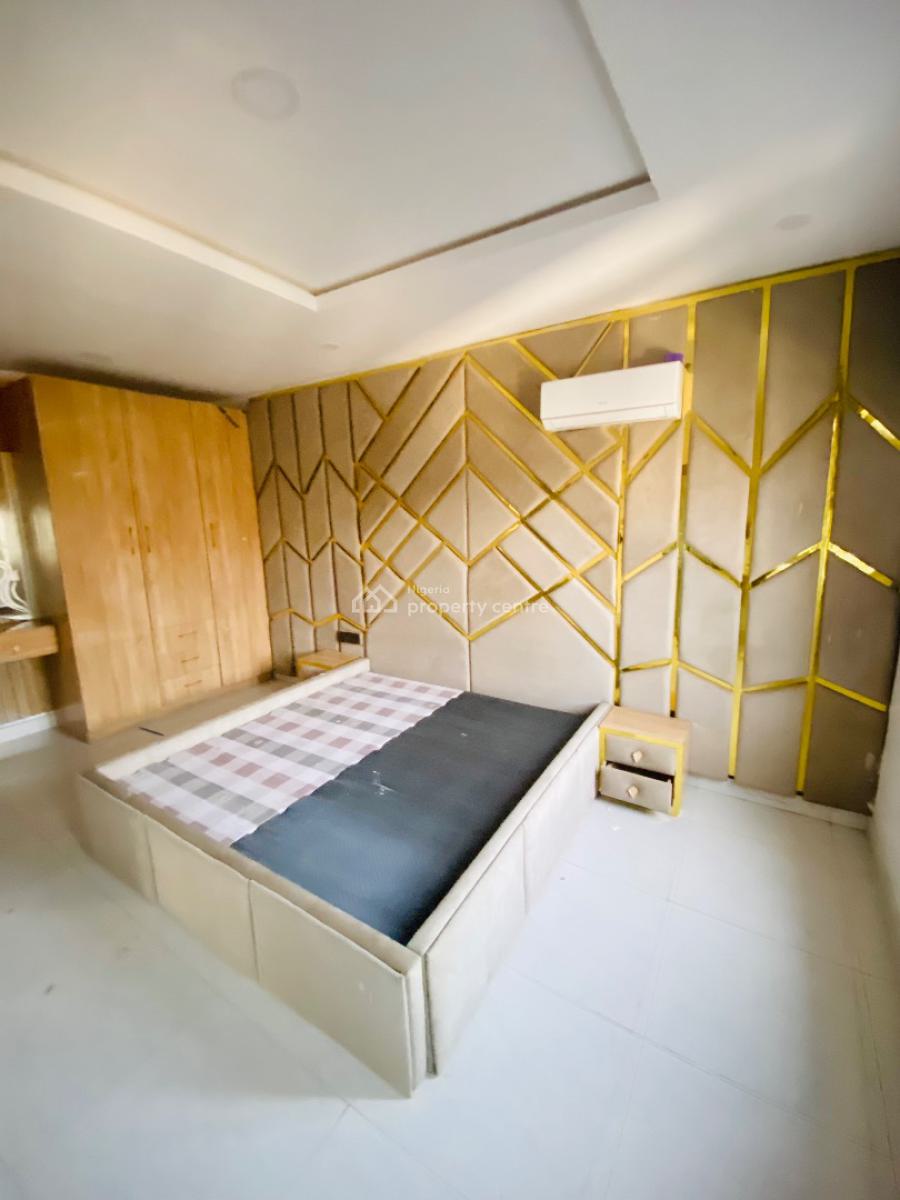 2-bedroom Apartment, Ologolo, Lekki, Lagos, Flat / Apartment for Sale