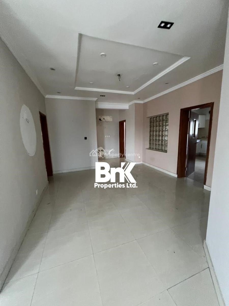 3 Bedroom Apartmrnt, Lekki Phase 1, Lekki, Lagos, Flat / Apartment for Rent