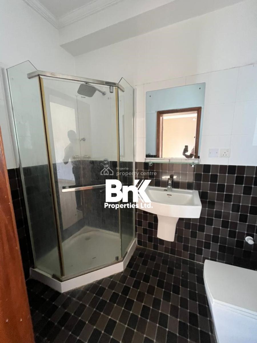 3 Bedroom Apartmrnt, Lekki Phase 1, Lekki, Lagos, Flat / Apartment for Rent