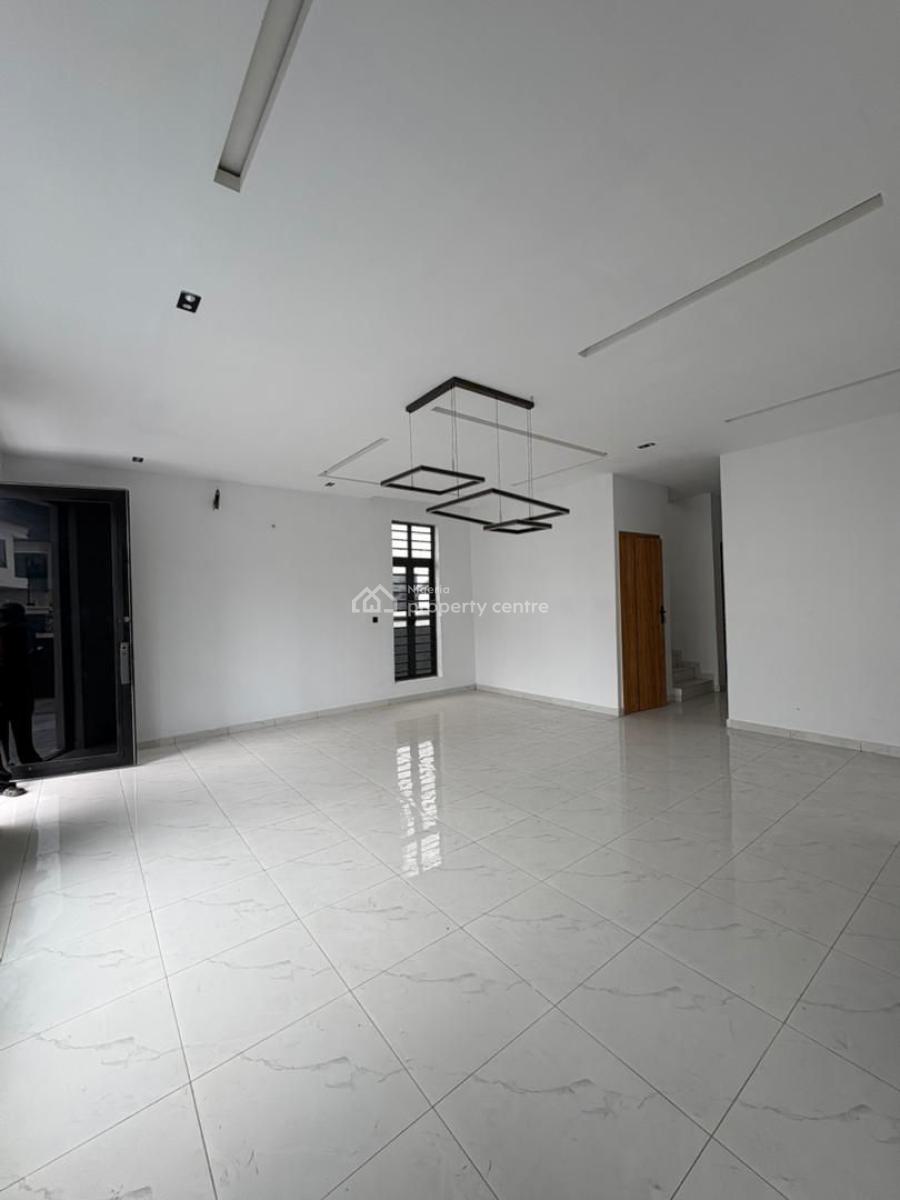 Paradise Found! 5-bedroom Fully Detached Duplex with Family Lounge, Vgc, Lekki, Lagos, Detached Duplex for Sale