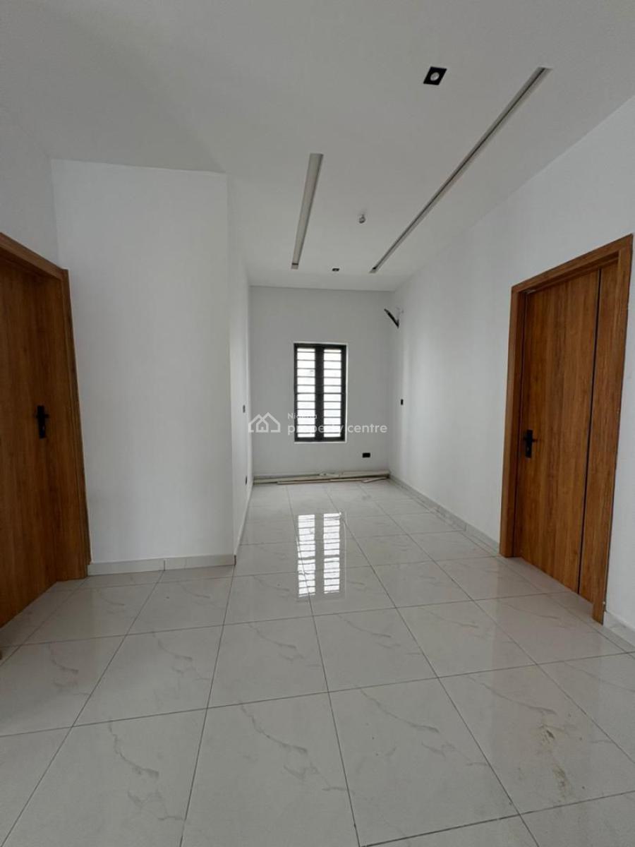 Paradise Found! 5-bedroom Fully Detached Duplex with Family Lounge, Vgc, Lekki, Lagos, Detached Duplex for Sale