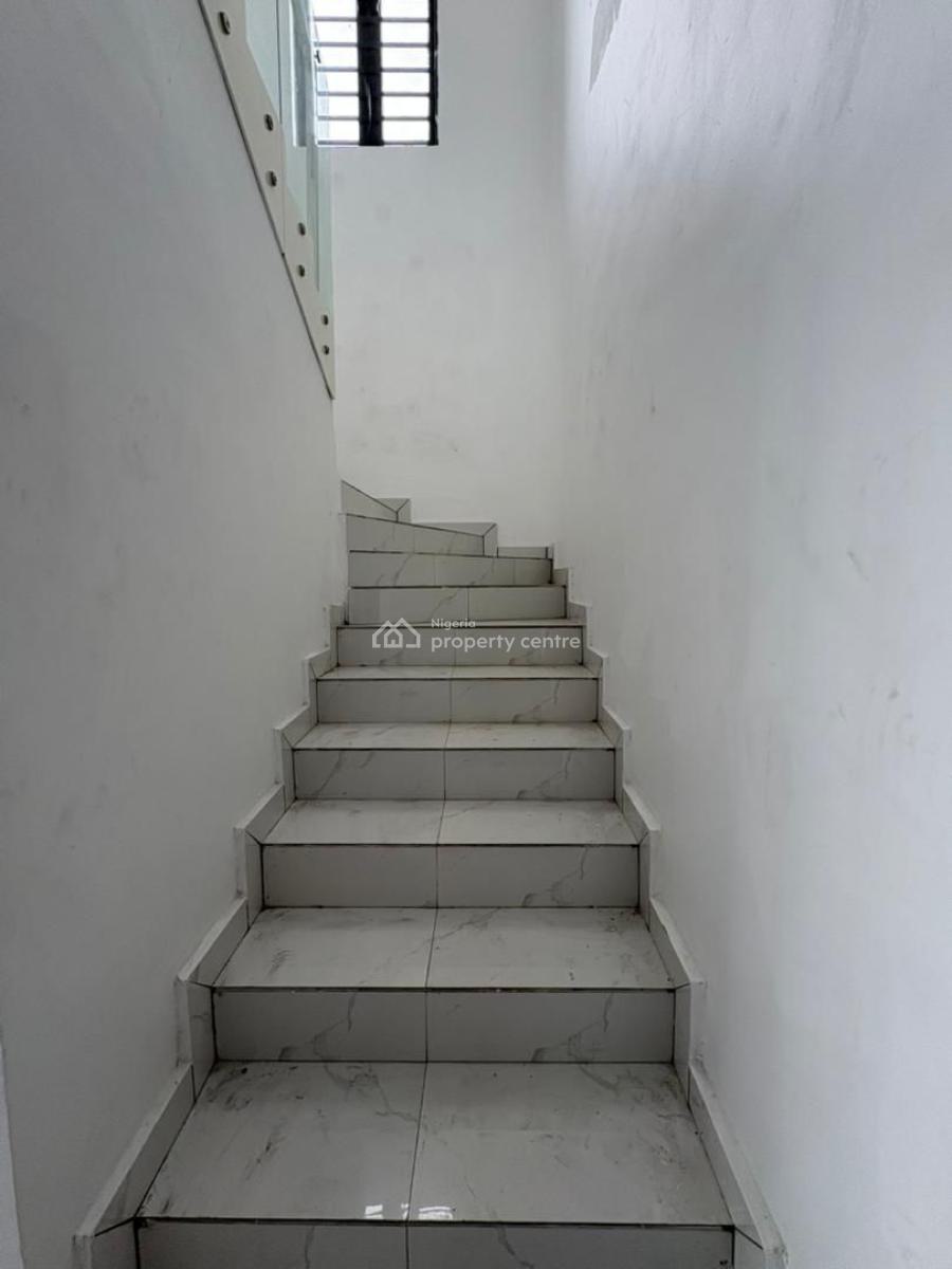 Paradise Found! 5-bedroom Fully Detached Duplex with Family Lounge, Vgc, Lekki, Lagos, Detached Duplex for Sale