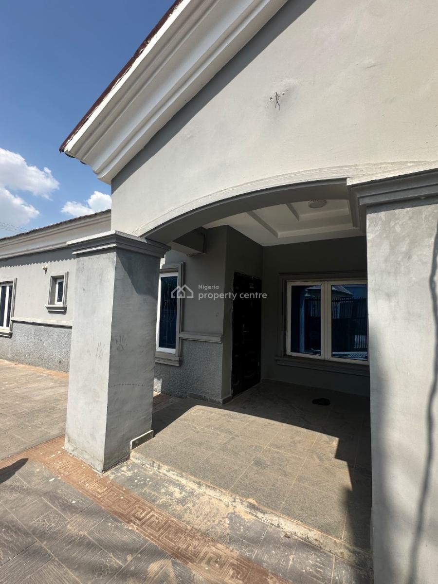 Excellent Spacious 3 Bedroom Bungalow Standalone with Bq, By Sahara 4, Lokogoma District, Abuja, Semi-detached Bungalow for Rent