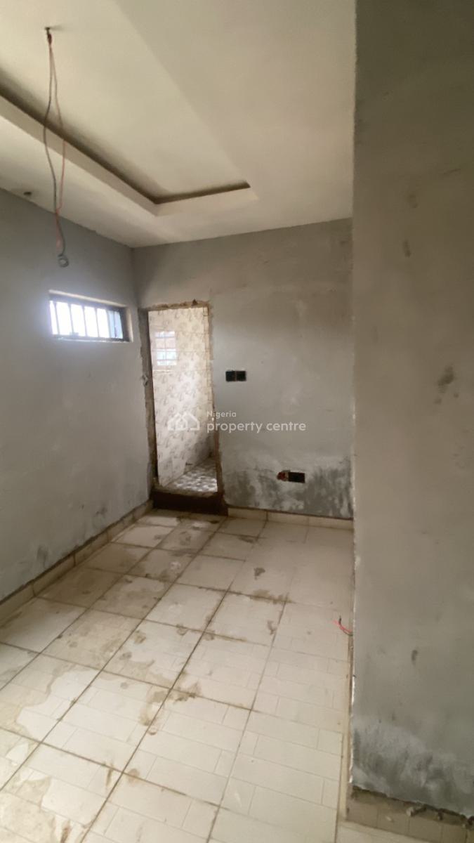 Newly Built Two Bedroom in Alagomeji Yaba Lagos, Borno Way, Alagomeji, Yaba, Lagos, Flat / Apartment for Rent