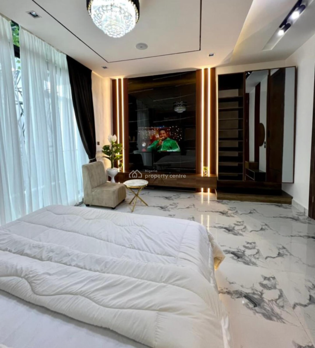 5 Bedrooms Detatched  with Bq and Pool, Chevron, Lekki, Lagos, Detached Duplex for Rent