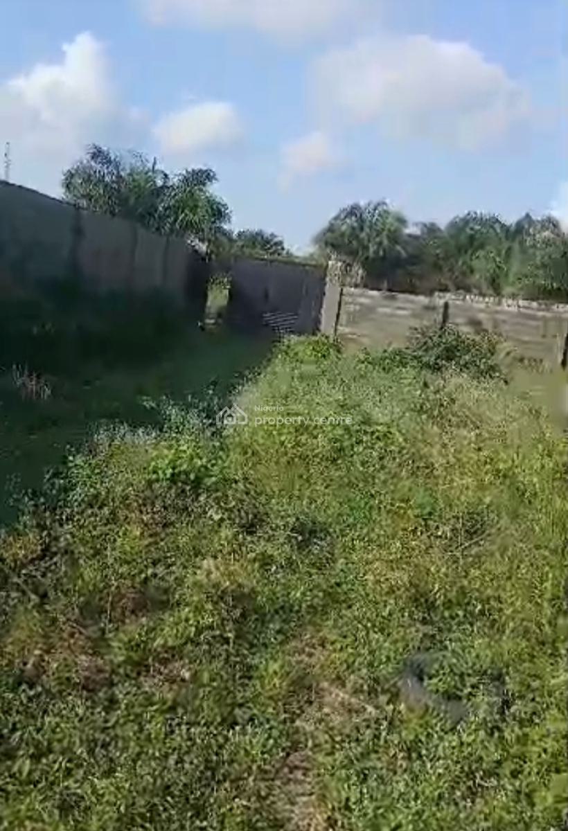 Sizeable Half Plot of Land in a Well Secured Liveable Estate, Yaba Tech Estate Fence and Gated Land, Oribanwa, Ibeju Lekki, Lagos, Residential Land for Sale