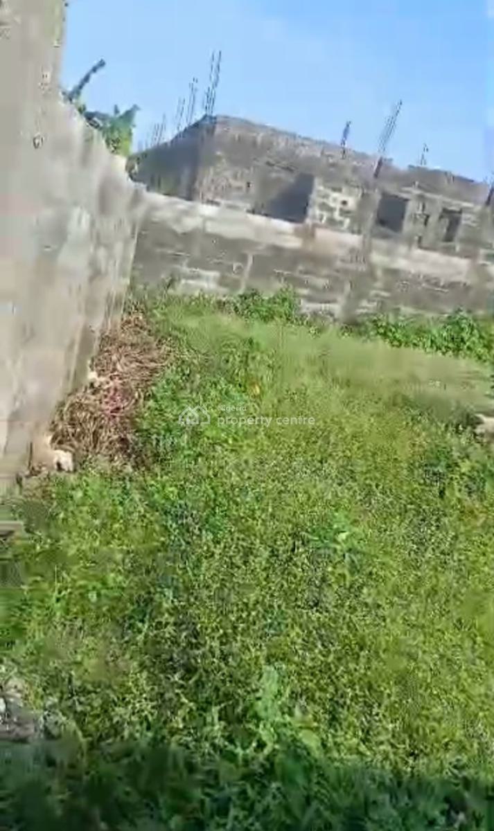 Sizeable Half Plot of Land in a Well Secured Liveable Estate, Yaba Tech Estate Fence and Gated Land, Oribanwa, Ibeju Lekki, Lagos, Residential Land for Sale