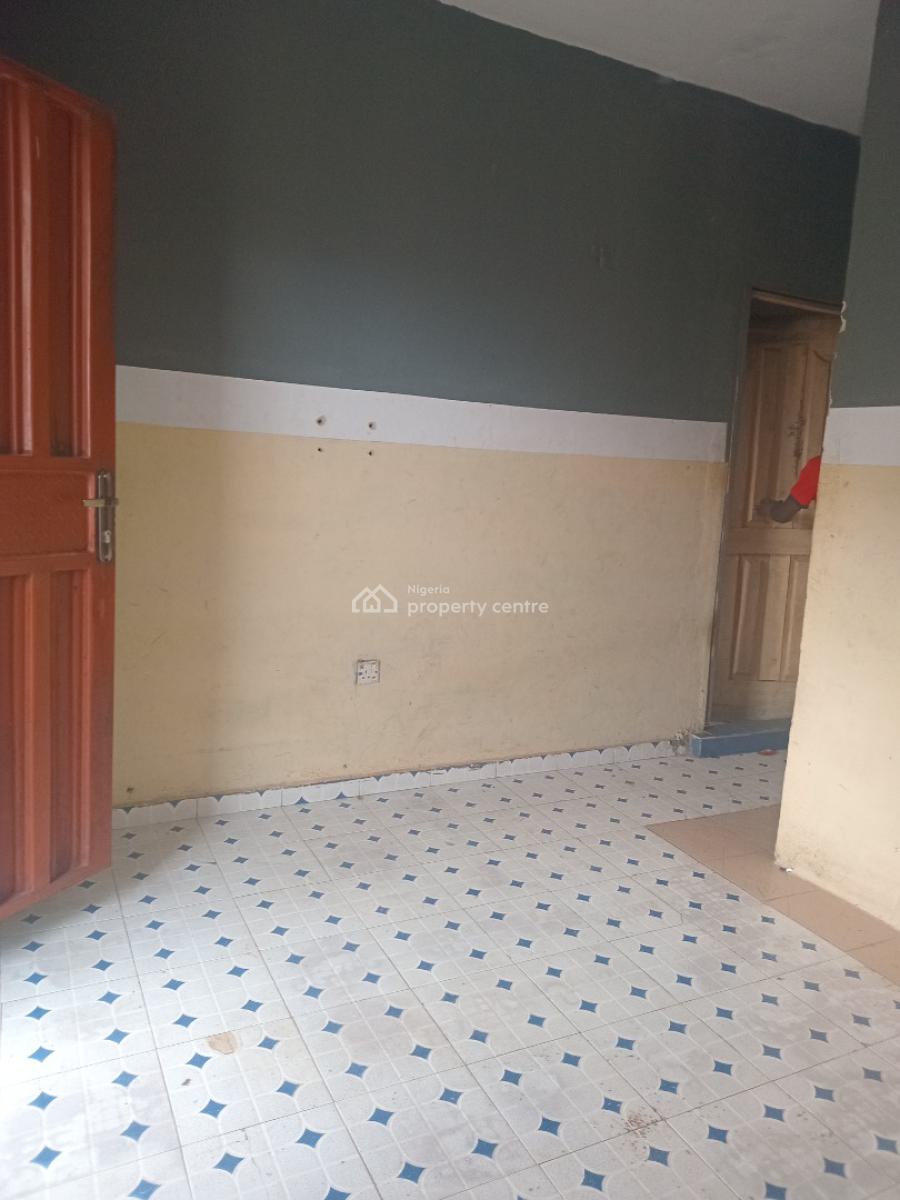 Standard Miniflat Apartment Single Male Tenant Needed., Lewu Abule Parapo Awoyaya, Awoyaya, Ibeju Lekki, Lagos, Mini Flat (room and Parlour) for Rent