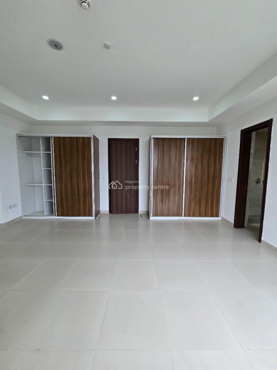 Luxurious and Spacious 3 Bedroom Apartment Offering Elegant Interiors, Lekki Phase 1, Lekki, Lagos, Flat / Apartment for Sale