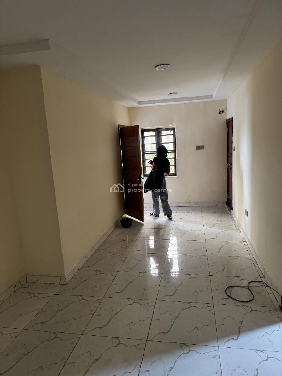 Well Renovated 2-bedroom Apartment, Sangotedo, Ajah, Lagos, Flat / Apartment for Rent