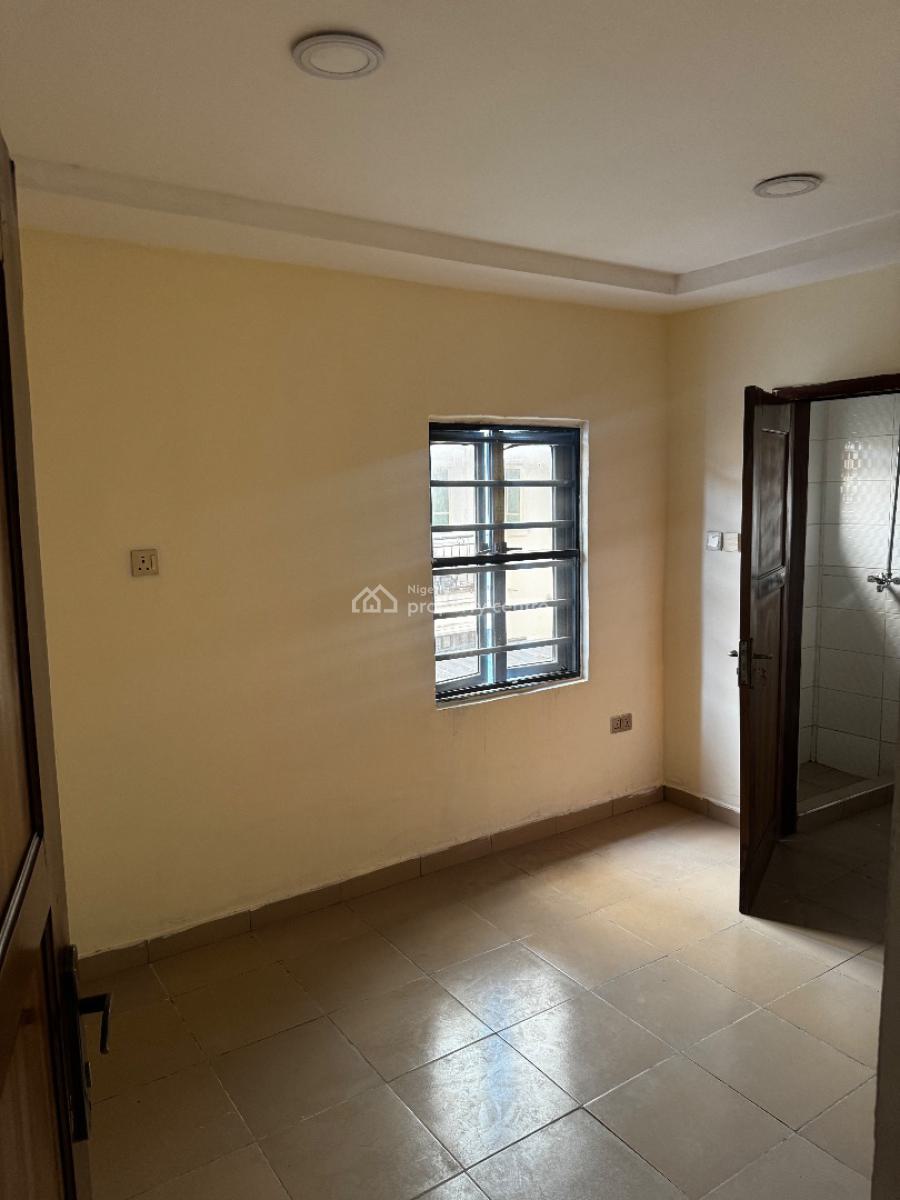Well Renovated 2-bedroom Apartment, Sangotedo, Ajah, Lagos, Flat / Apartment for Rent