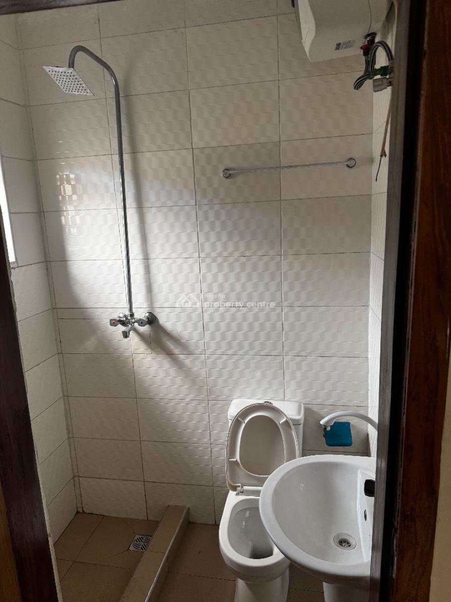 Well Renovated 2-bedroom Apartment, Sangotedo, Ajah, Lagos, Flat / Apartment for Rent