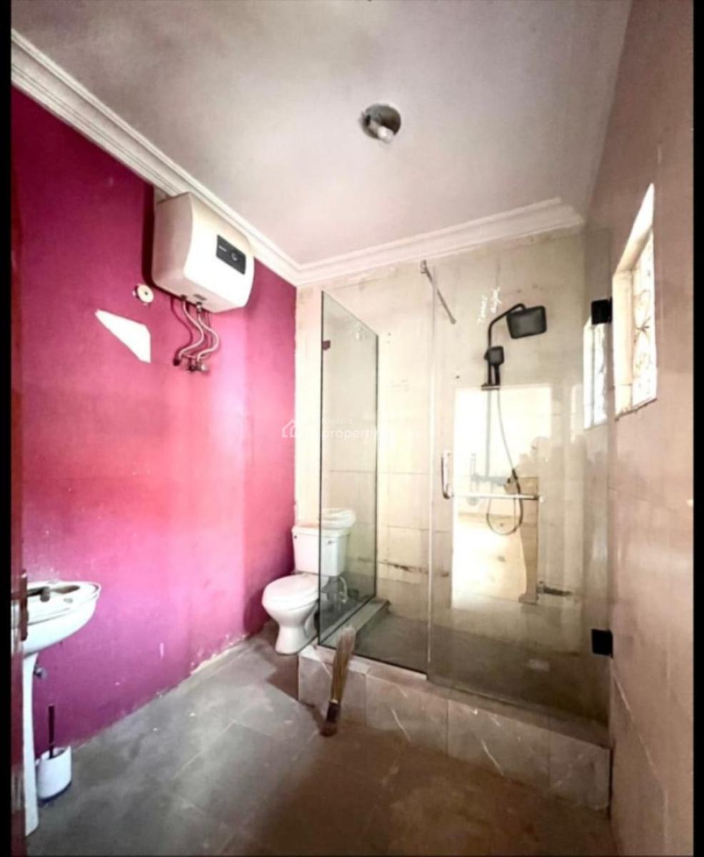 Lovely 1 Bedroom Apartment in a Secure Location, Lekki Right Hand, Lekki Phase 1, Lekki, Lagos, Mini Flat (room and Parlour) for Rent