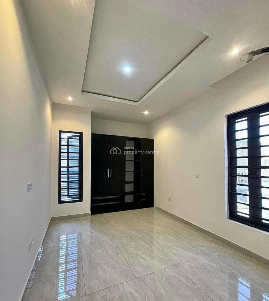 Spacious 2 Bedroom Apartment with Gym, Pool, Elevator, Ikate, Lekki, Lagos, Flat / Apartment for Sale