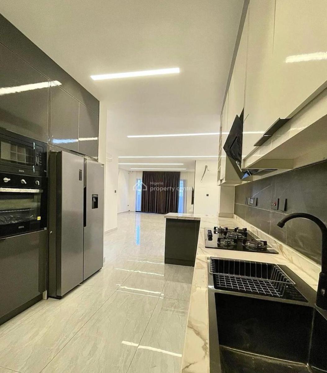 Spacious 2 Bedroom Apartment with Gym, Pool, Elevator, Ikate, Lekki, Lagos, Flat / Apartment for Sale