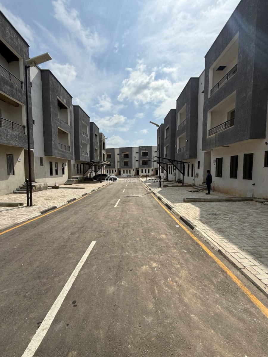4 Bedroom Terrace Duplex + 1 Room Bq, Mabushi, Abuja, Terraced Duplex for Sale