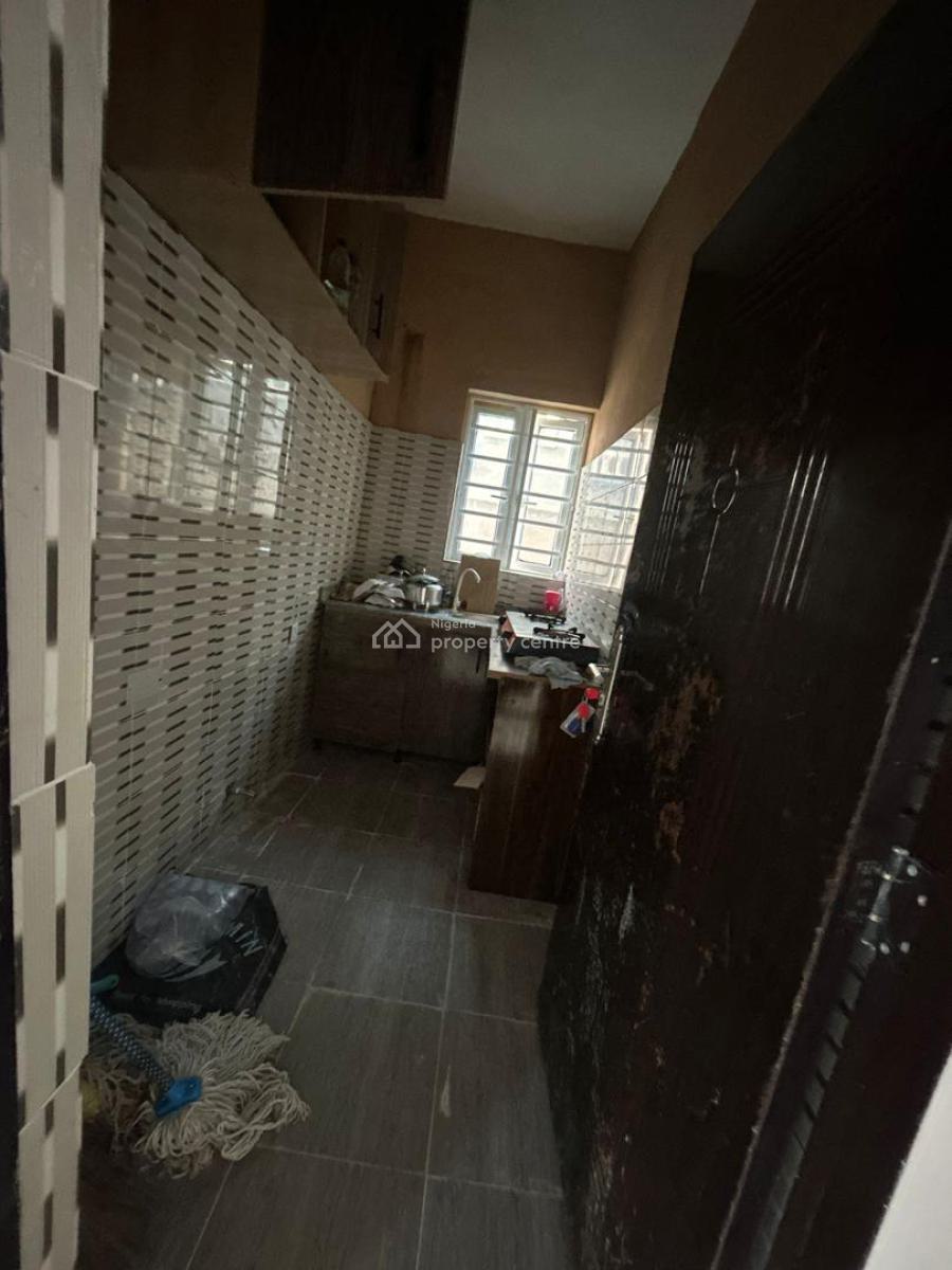 Standard Spacious Mini Flat, Therannex, Sangotedo, Ajah, Lagos, Mini Flat (room and Parlour) for Rent