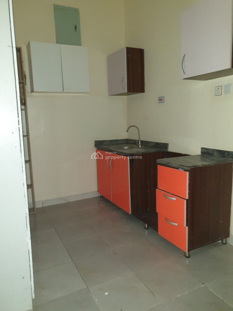 Spacious 2bedroom Fully Furnished Ologolo, Ologolo, Lekki, Lagos, Flat / Apartment for Rent