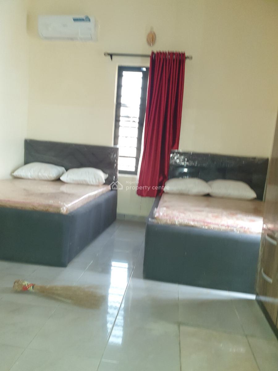 Spacious Furnished Miniflat, Ologolo Lekki, Lekki, Lagos, Mini Flat (room and Parlour) for Rent