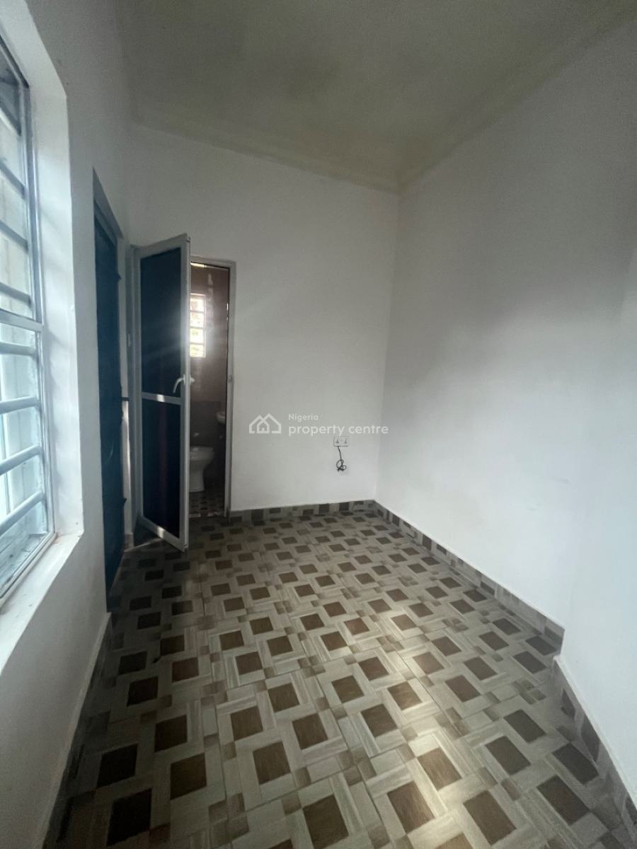 Bq, Peace Land Estate, Ogombo, Ajah, Lagos, Flat / Apartment for Rent