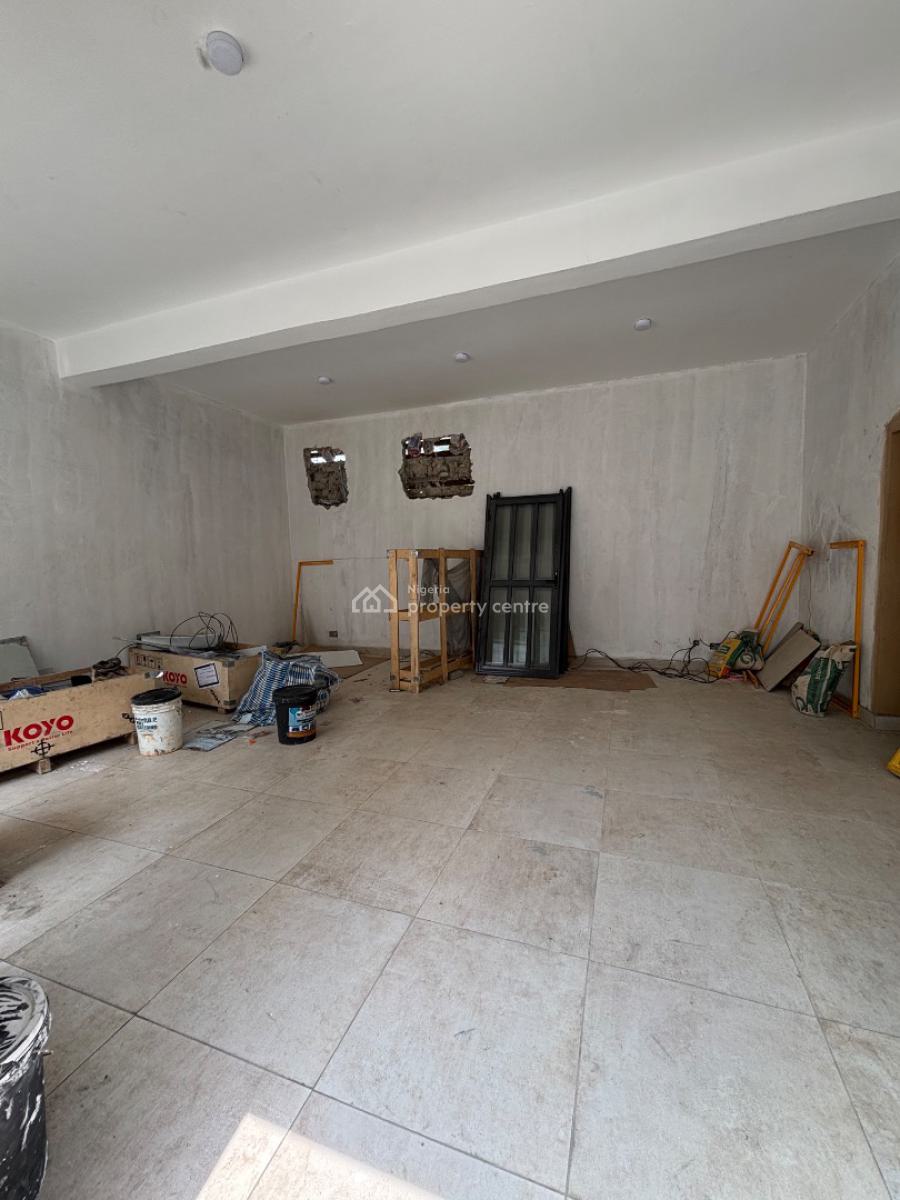 2 Bedroom Penthouse with 1 Room Bq, Lekki Phase 1, Lekki, Lagos, Flat / Apartment for Sale