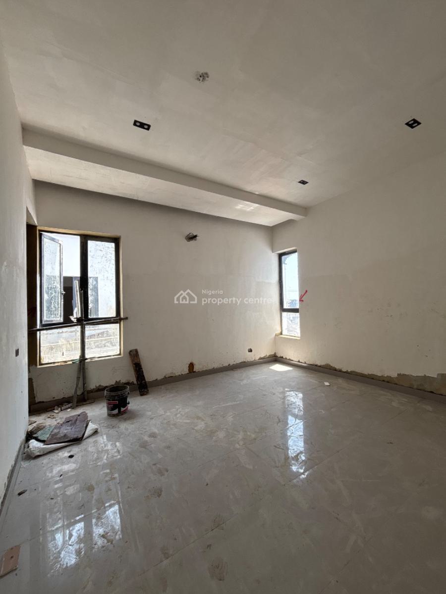2 Bedroom Penthouse with 1 Room Bq, Lekki Phase 1, Lekki, Lagos, Flat / Apartment for Sale