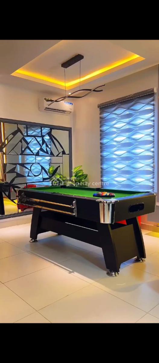 2 Bedroom Apartment with Swimming Pool, Lekki Phase 1, Lekki, Lagos, Flat / Apartment Short Let