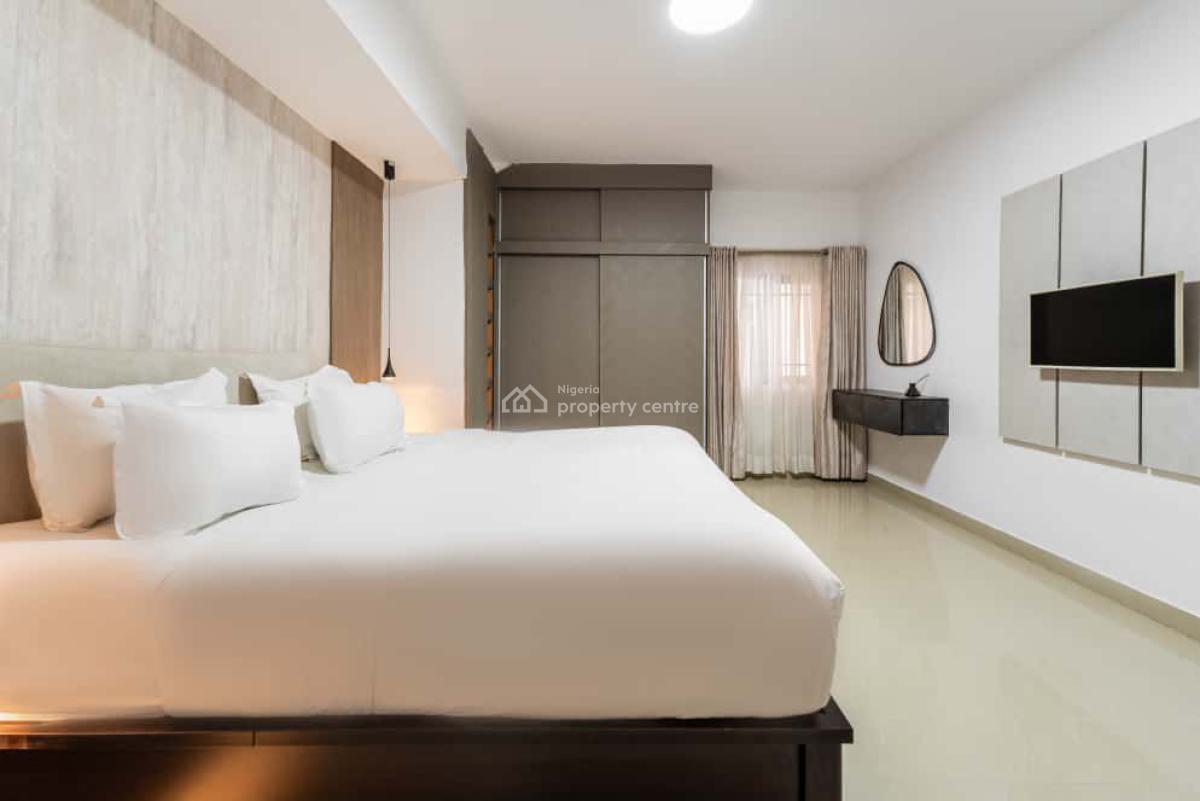 Fully Furnished & Serviced 3-bed Apartments  Banana Island Road, Ikoy, Ikoyi, Lagos, House for Rent