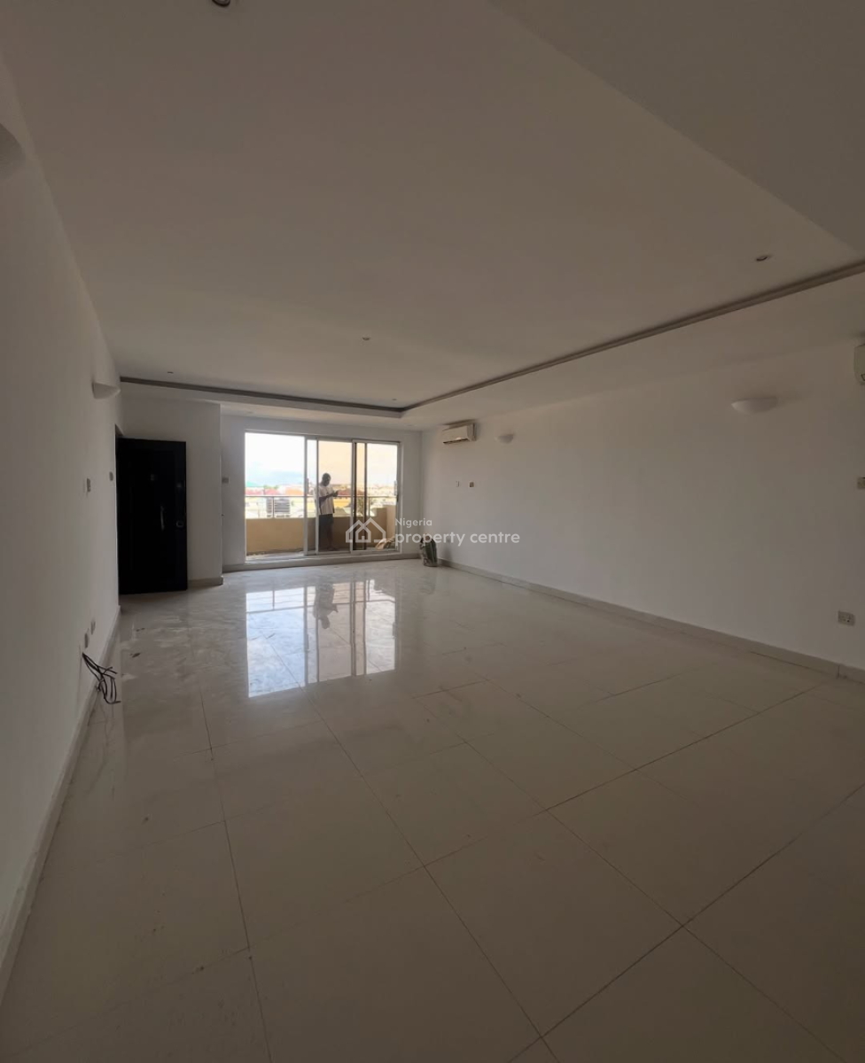 Fully Service 3bedroom Flat with Bq at Lekki Phase 1, Lekki Phase 1 Off Admiralty Way, Lekki Phase 1, Lekki, Lagos, House for Rent