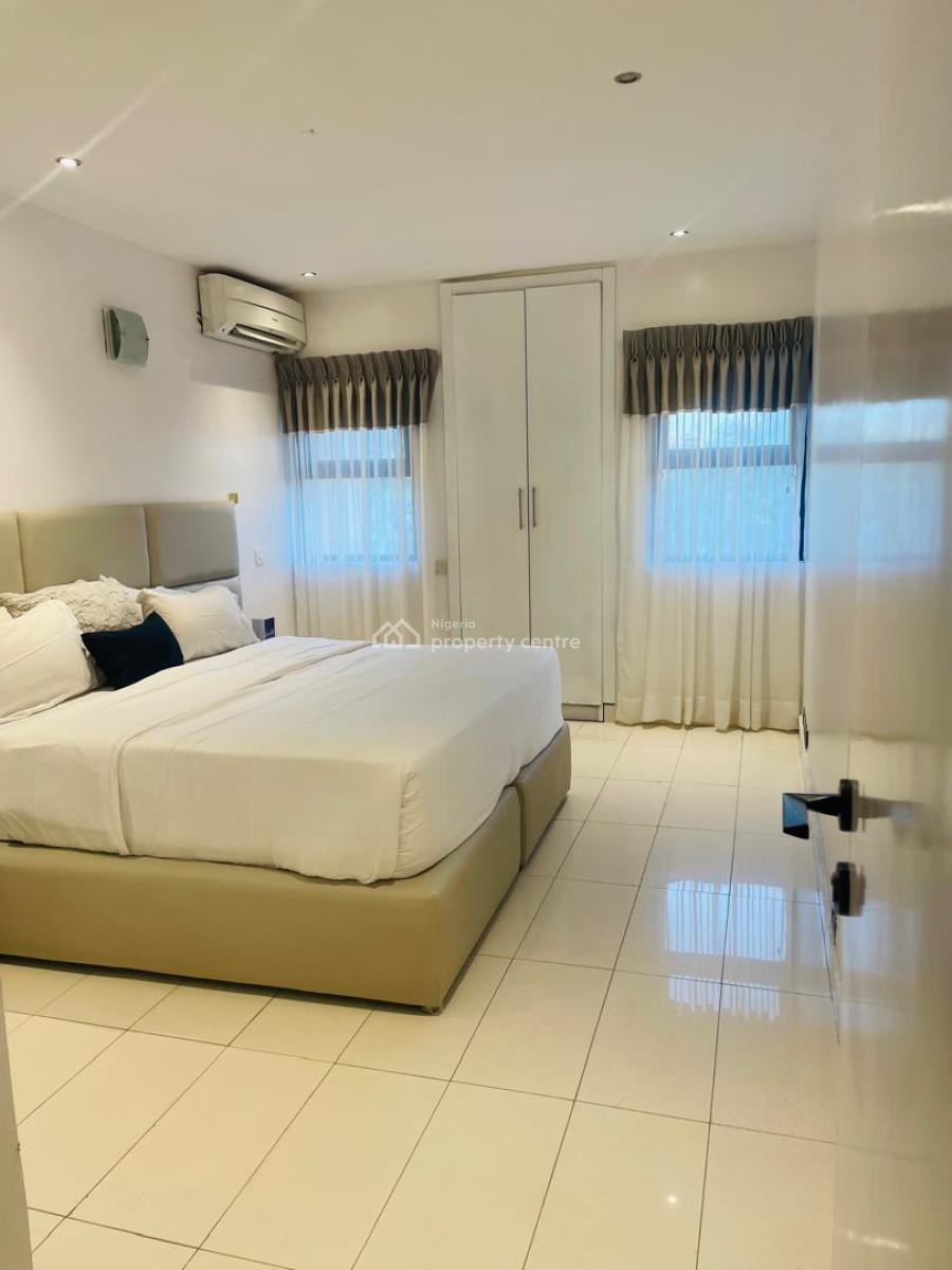 Serviced Furnished 5bedroom Townhouse  with Garden Space, By Gerard Road, Old Ikoyi, Ikoyi, Lagos, House for Rent