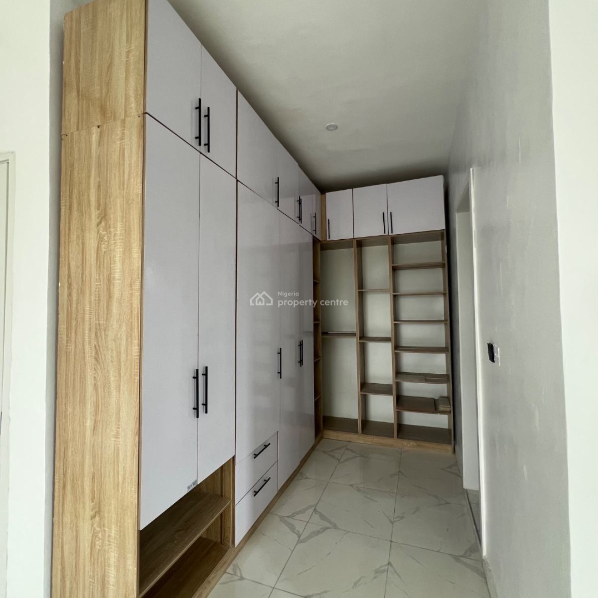 5 Bedroom Detached Duplex & Bq, Ajah, Lagos, Detached Duplex for Sale