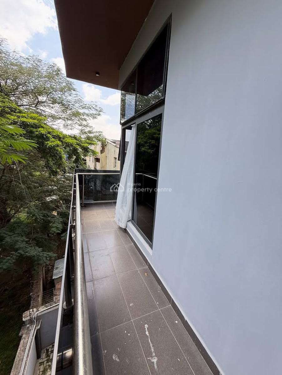 Exquisitely Furnished 3 Bedroom Apartment in a Nice and Serene Area, Maitama District, Abuja, Flat / Apartment for Rent