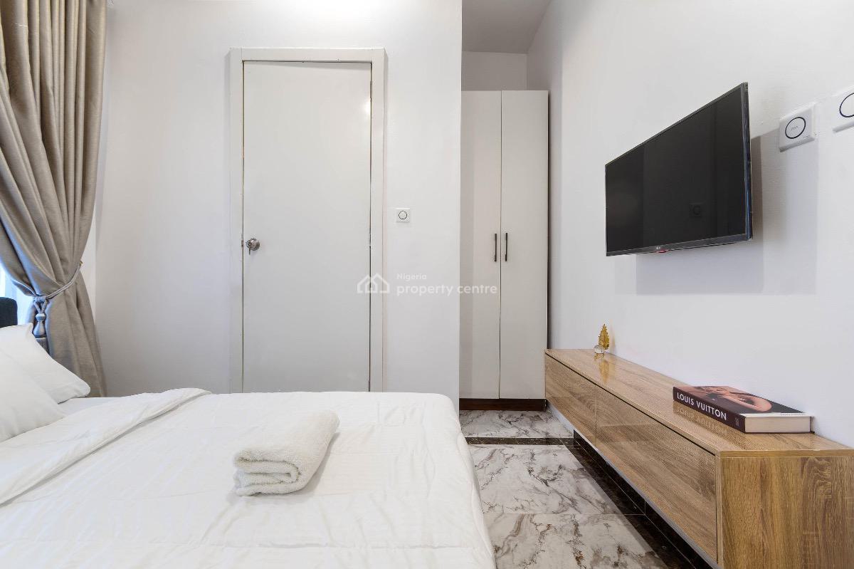 Luxury 3 Bedroom Apartment, Lekki Phase 1, Lekki, Lagos, Flat / Apartment Short Let