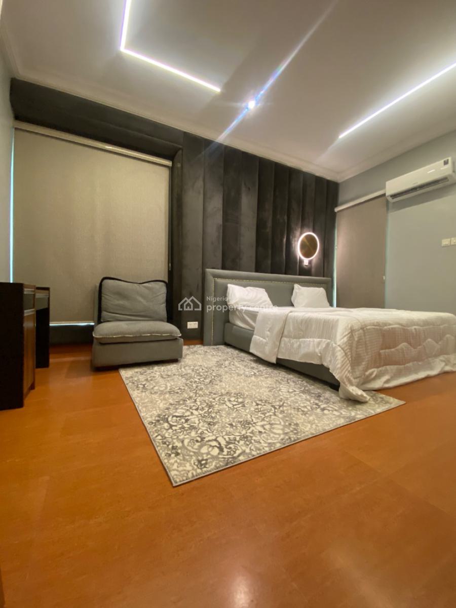 Distress!!! Luxury Fully Furnished 3 Bedroom Plus B Q, Distress Sales!! Fully Furnished 3 Bed+bq + Solar at Oniru  V I Lekki, Oniru, Victoria Island (vi), Lagos, Flat / Apartment for Sale