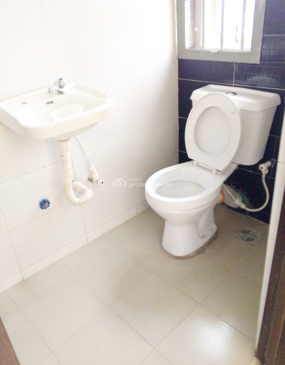 Nice and Standard 3bedroom Upstairs Flat, Serene and Secure Estate, Sangotedo Ajah, Sangotedo, Ajah, Lagos, Flat / Apartment for Rent
