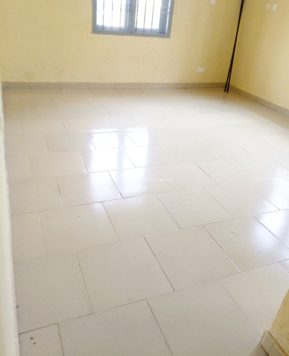 Nice and Standard 3bedroom Upstairs Flat, Serene and Secure Estate, Sangotedo Ajah, Sangotedo, Ajah, Lagos, Flat / Apartment for Rent
