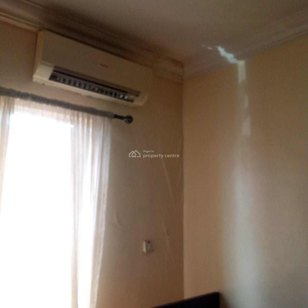 a Furnished Room Self Contain Apartment at Alagomeji, Yaba., Alagomeji, Yaba, Lagos, Self Contain (single Rooms) for Rent