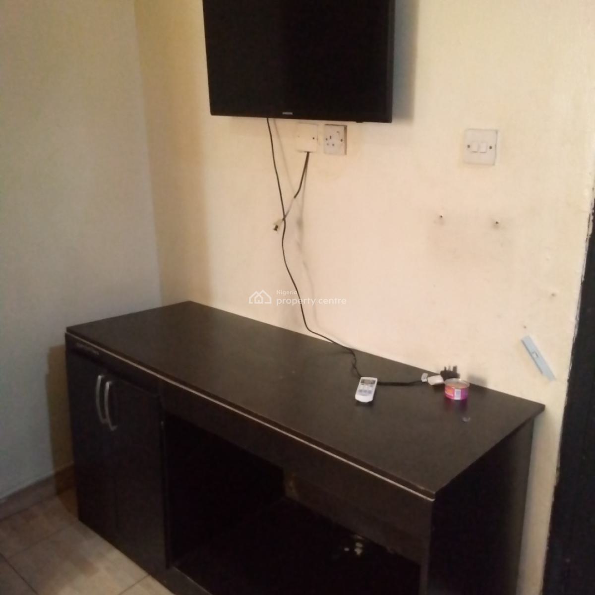 a Furnished Room Self Contain Apartment at Alagomeji, Yaba., Alagomeji, Yaba, Lagos, Self Contain (single Rooms) for Rent