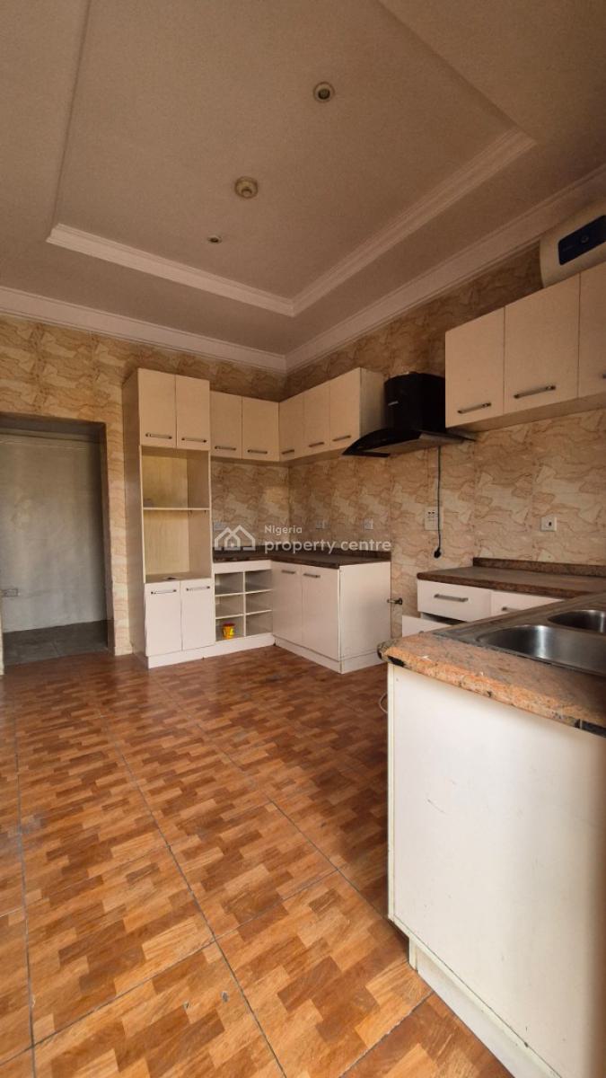 a Service 3 Bedroom Duplex at Ikeja Gra, Ikeja., Gra Ikeja, Ikeja Gra, Ikeja, Lagos, Semi-detached Duplex for Rent