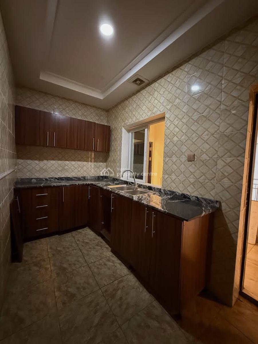 Superbly Finished 2 Bedroom Flat in a Nice Area with Tarred Roads, Tarred Roads, Jahi, Abuja, Flat / Apartment for Rent
