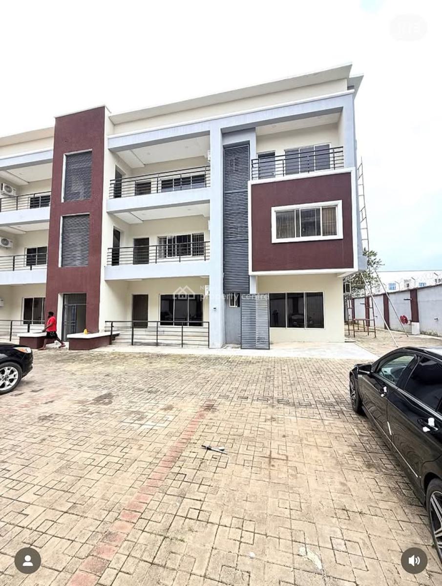Superbly Finished and Serviced 3 Bedroom Apartment, Tarred Road, Jahi, Abuja, Flat / Apartment for Rent