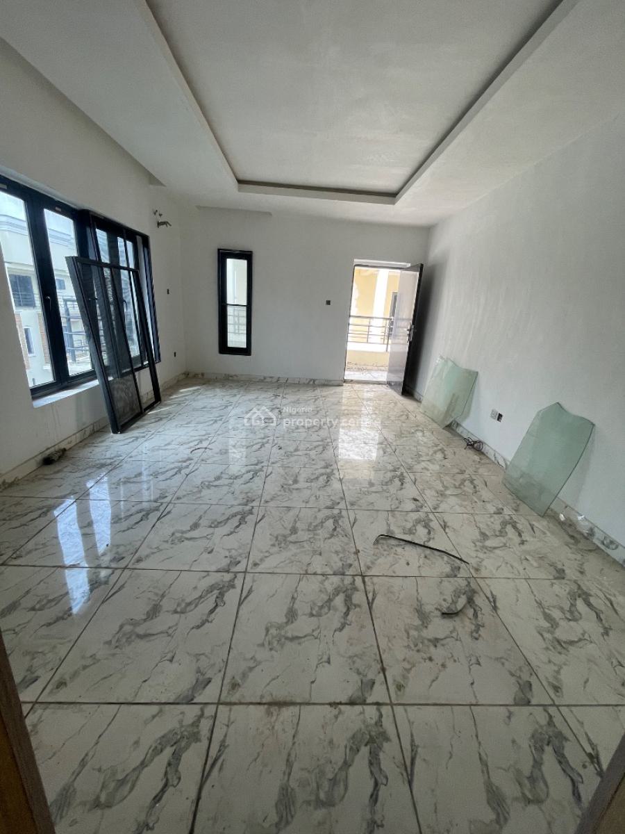 3 Bedroom Penthouse with Bq, Lekki Phase 1, Lekki, Lagos, Flat / Apartment for Rent