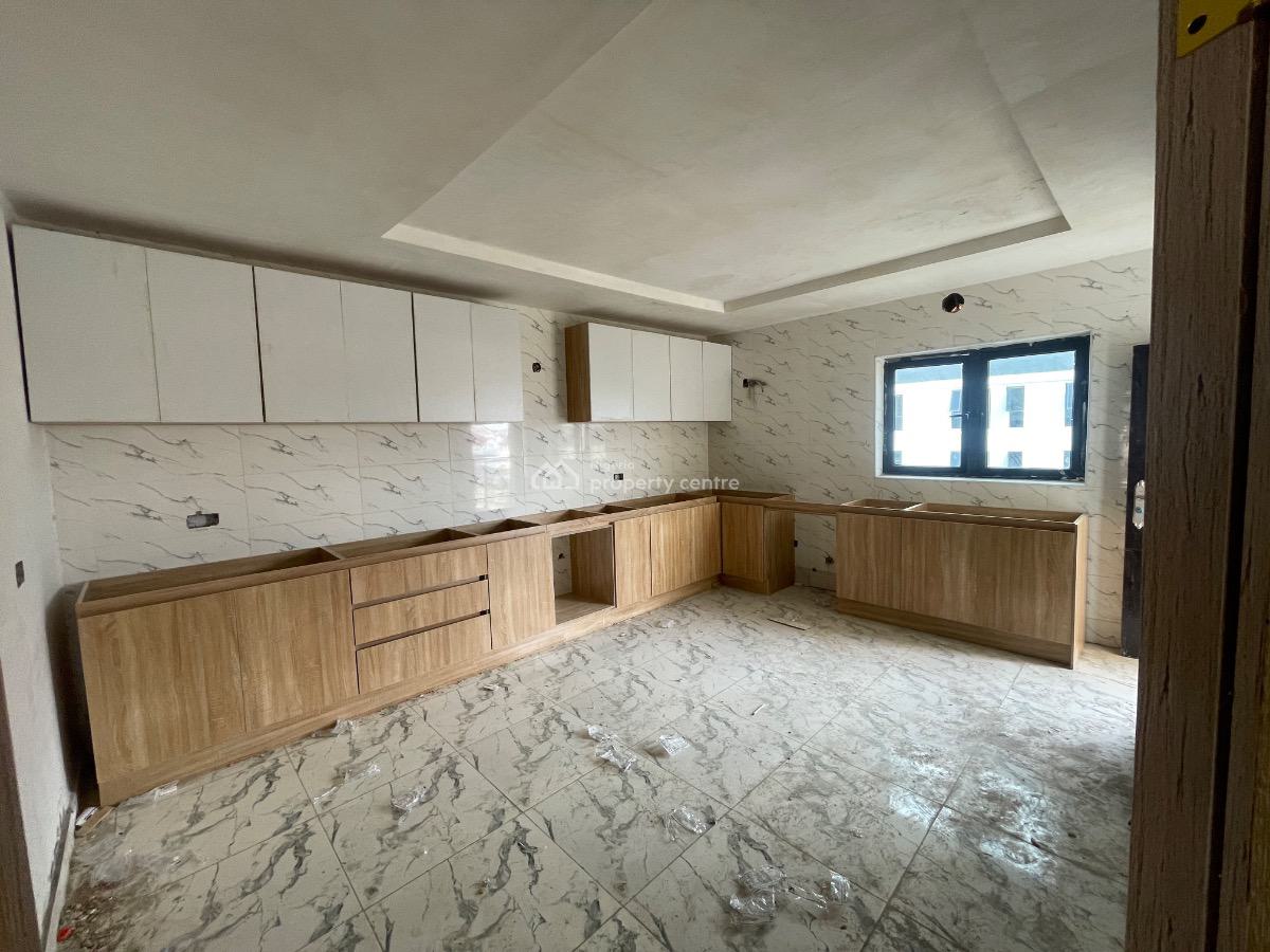 3 Bedroom Penthouse with Bq, Lekki Phase 1, Lekki, Lagos, Flat / Apartment for Rent