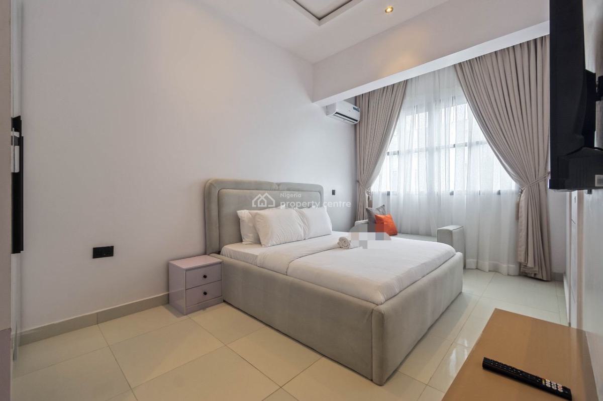 Unit: Townhouse 3 3bedroom Terrace Duplex)  Location: Lekki Phase 1, Lekki Phase 1, Lekki, Lagos, Flat / Apartment Short Let