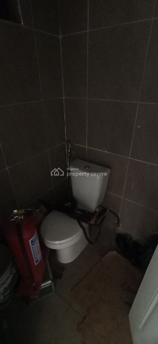136sqm Shop Space, Wuse 2, Abuja, Shop for Sale