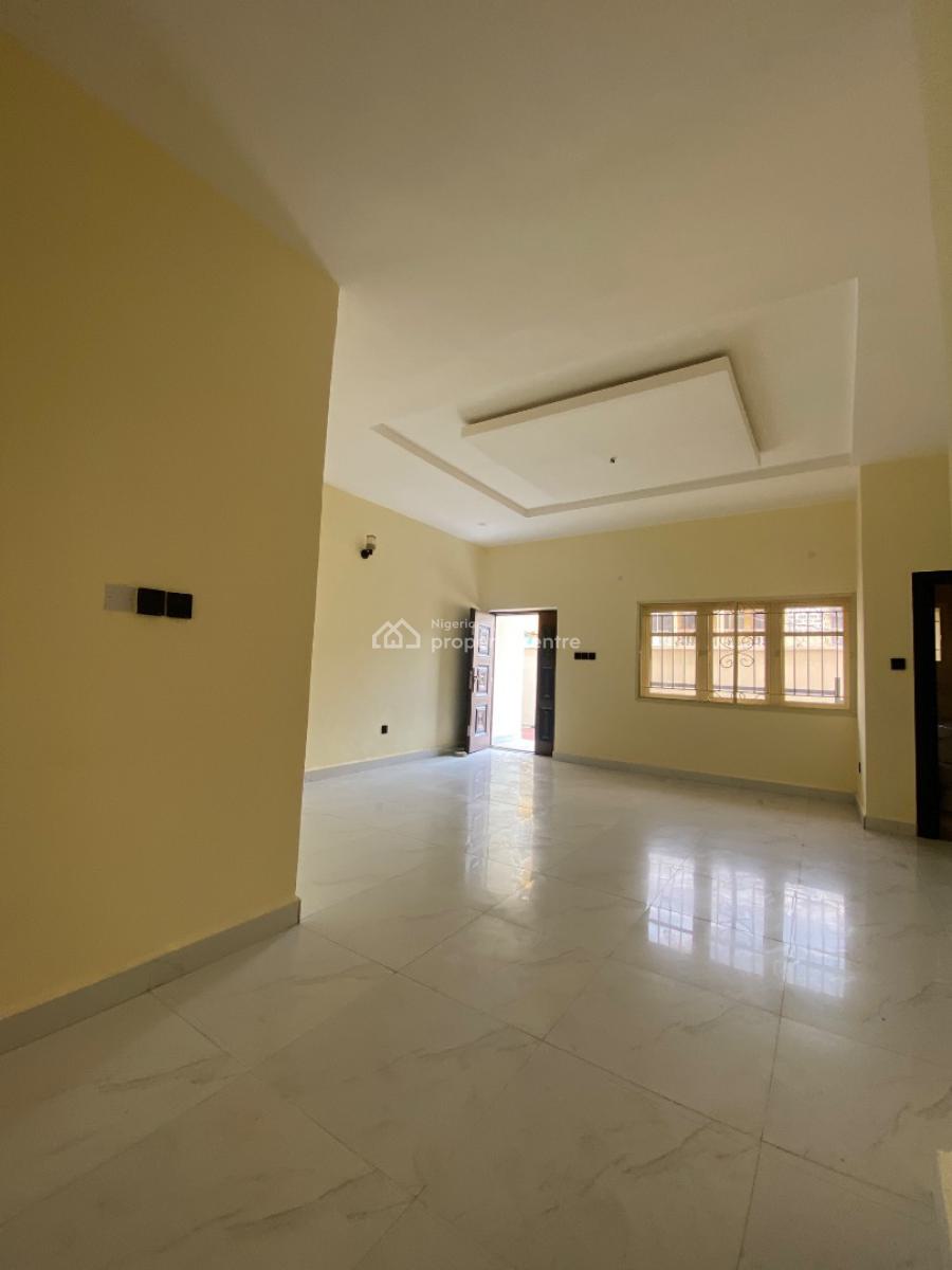 Brand New Executive 3 Bedroom Apartment, in a Gated Street in Sangotedo Ajah, Sangotedo, Ajah, Lagos, Flat / Apartment for Rent