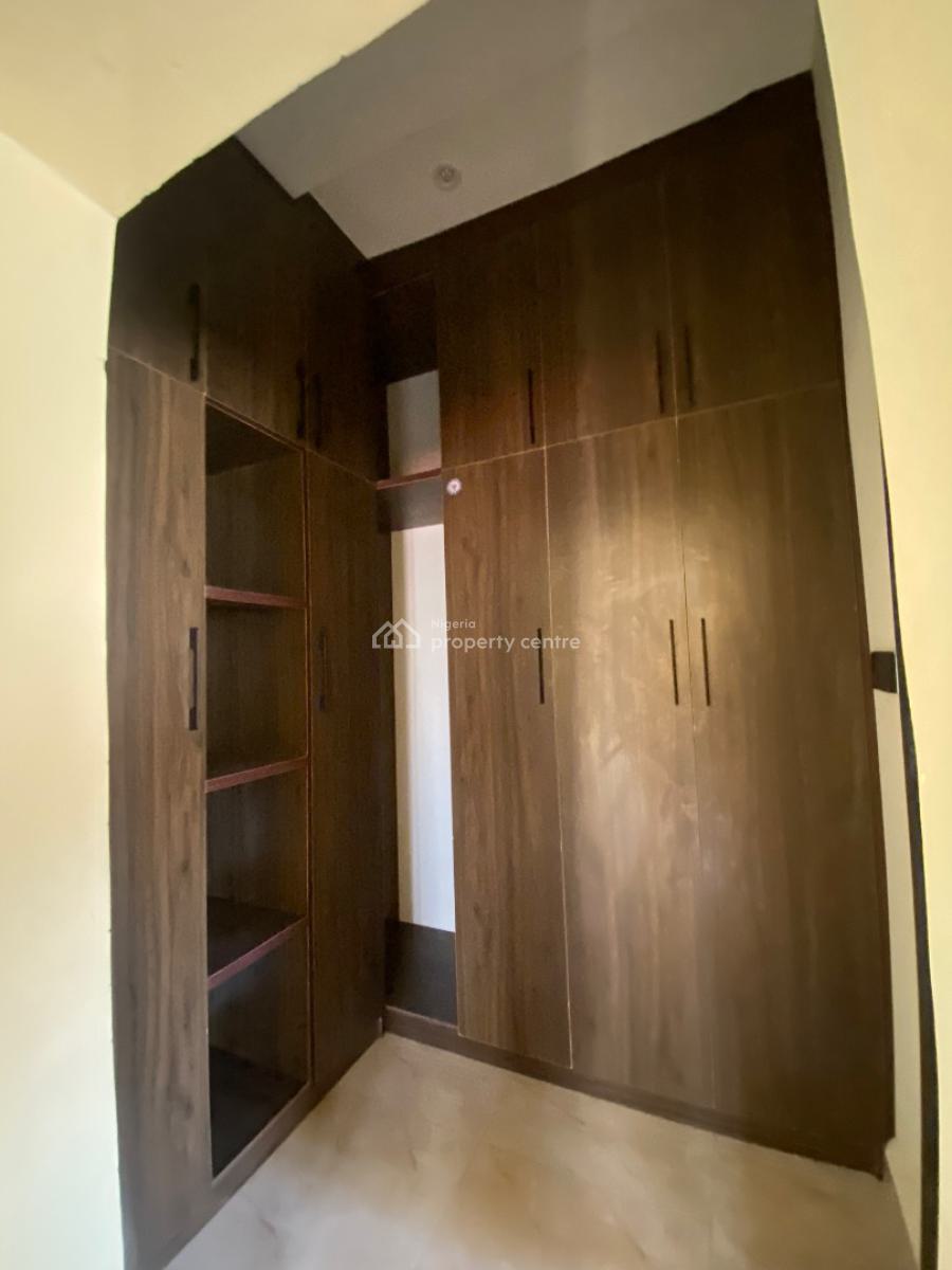 Brand New Executive 3 Bedroom Apartment, in a Gated Street in Sangotedo Ajah, Sangotedo, Ajah, Lagos, Flat / Apartment for Rent