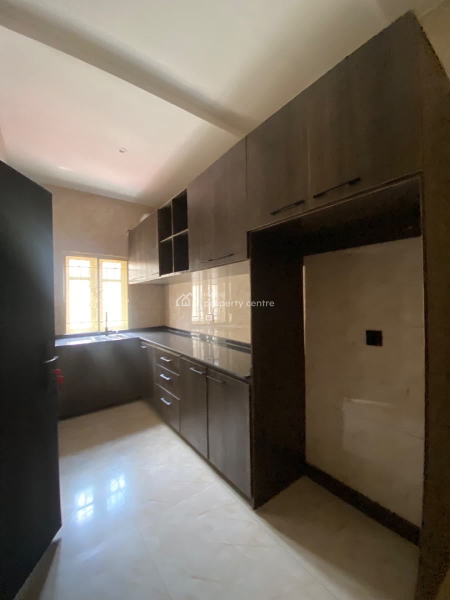 Brand New Executive 3 Bedroom Apartment, in a Gated Street in Sangotedo Ajah, Sangotedo, Ajah, Lagos, Flat / Apartment for Rent